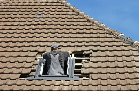 Pose de velux - Saint-Denis-sur-Scie
